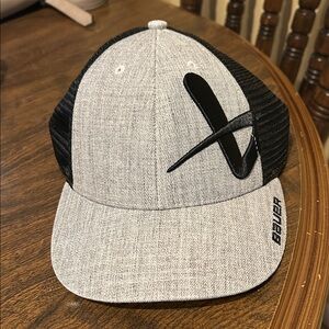 Bauer Two-Tone Gray and Black Men's Hat